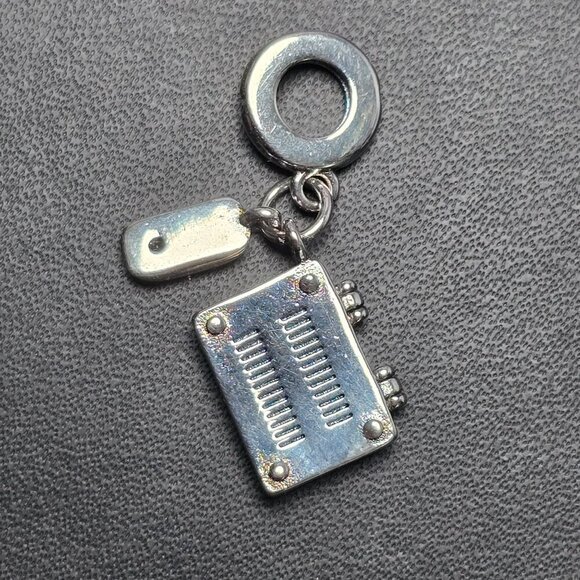 Laptop Charm in Silver Finish With Mouse Accent Charm (NWOT) - Picture 2 of 6